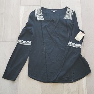 NWT Billabong high strung top